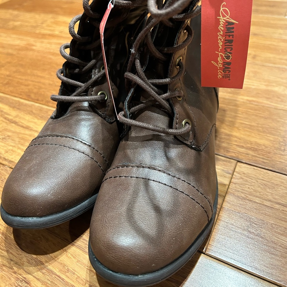 Brown Lace-up Boots NWT